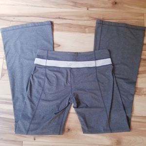 Lululemon Yoga Pants 8 wide leg EUC